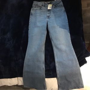Levi’s 70s High Flare jeans in Sonoma Walks colour. Size 27 waist x 32” length